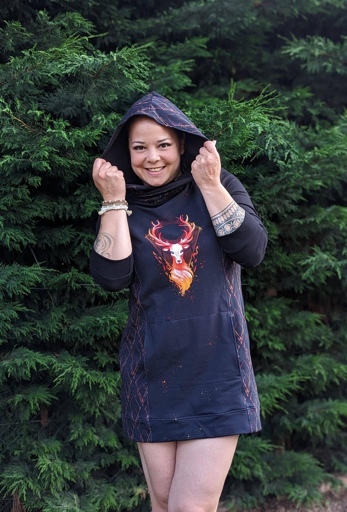 Hoodiekleid Jonine Gr. 32-48 beamerfähig