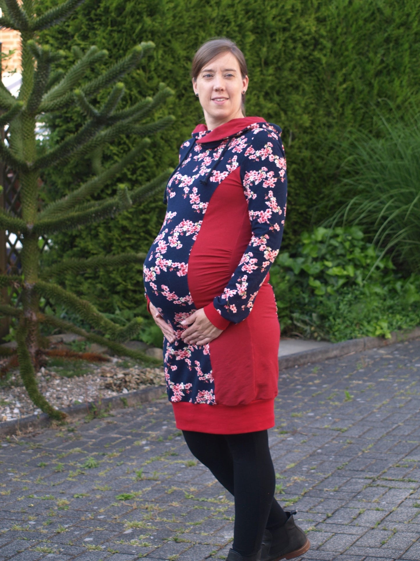 Hoodiekleid Jonine Gr. 32-48 beamerfähig