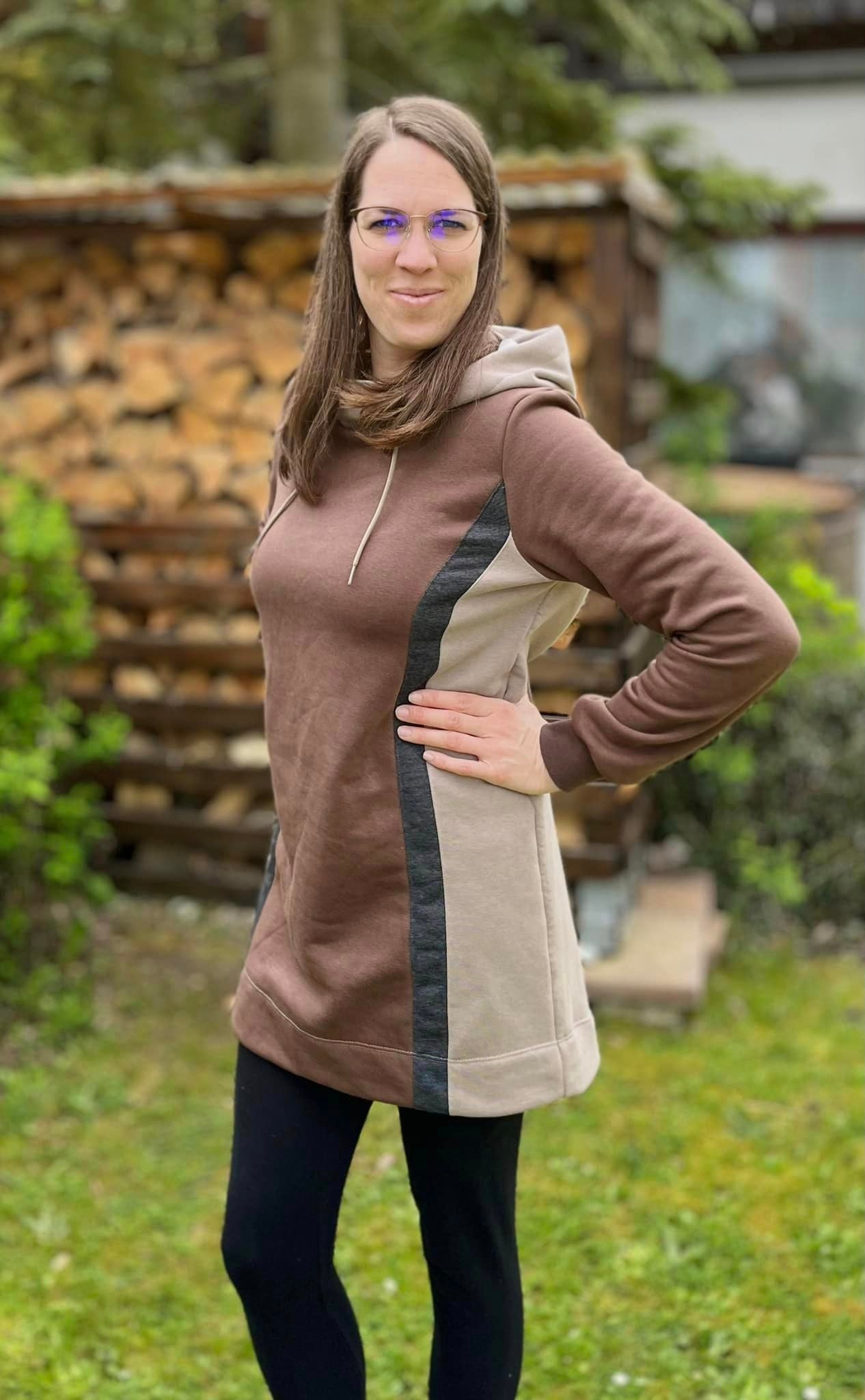 Hoodiekleid Jonine Gr. 32-48 beamerfähig