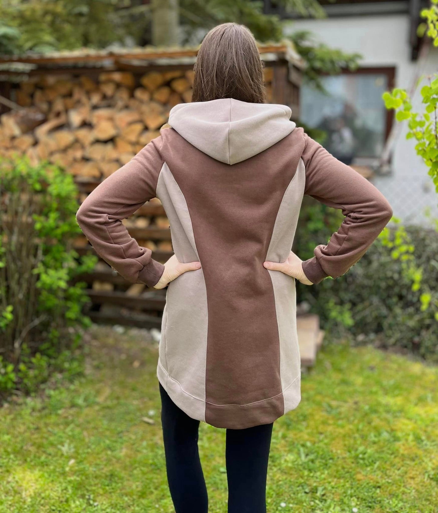 Hoodiekleid Jonine Gr. 32-48 beamerfähig
