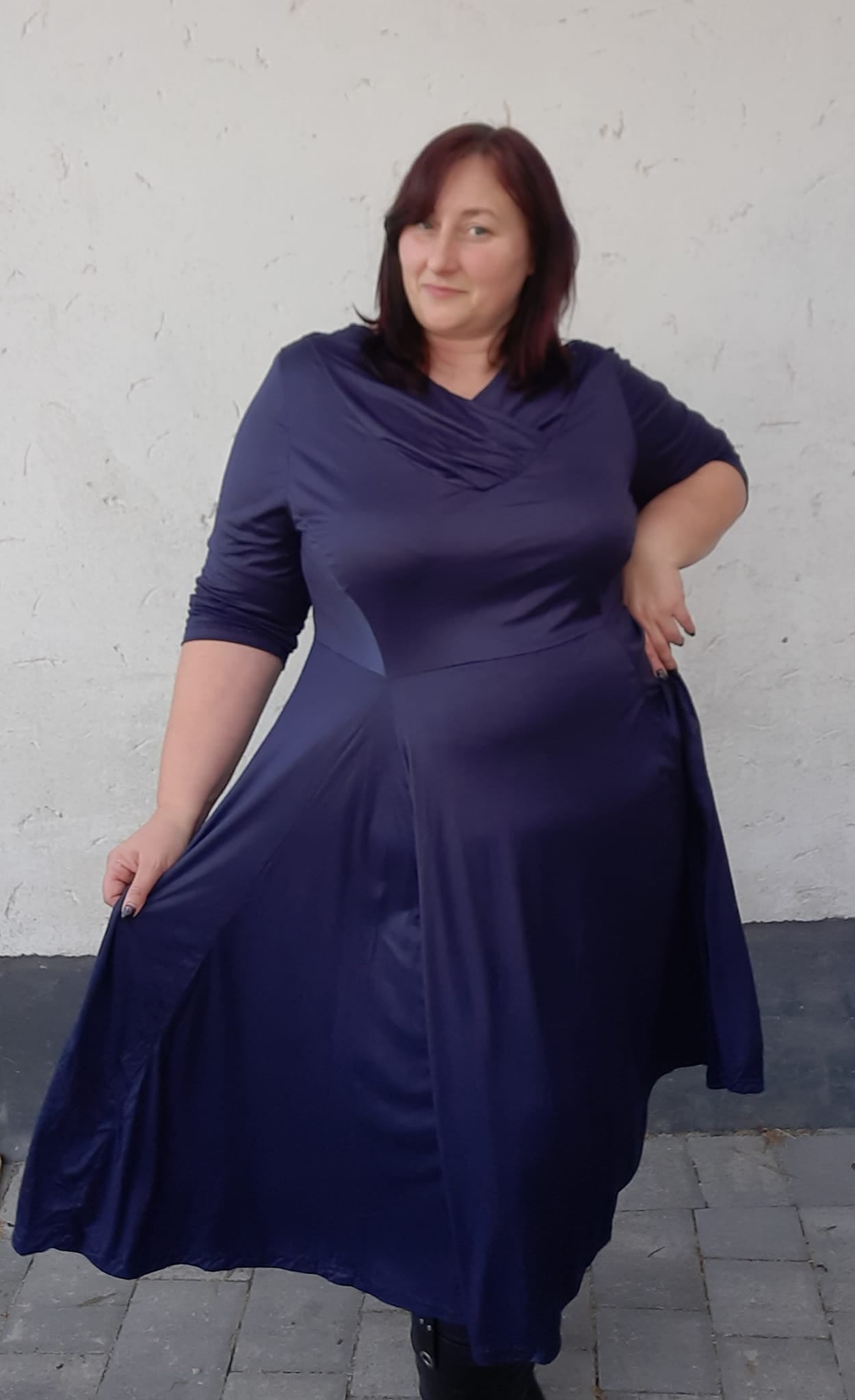 Kleid Valentina mit Godet Gr. 48-56 beamerfähig