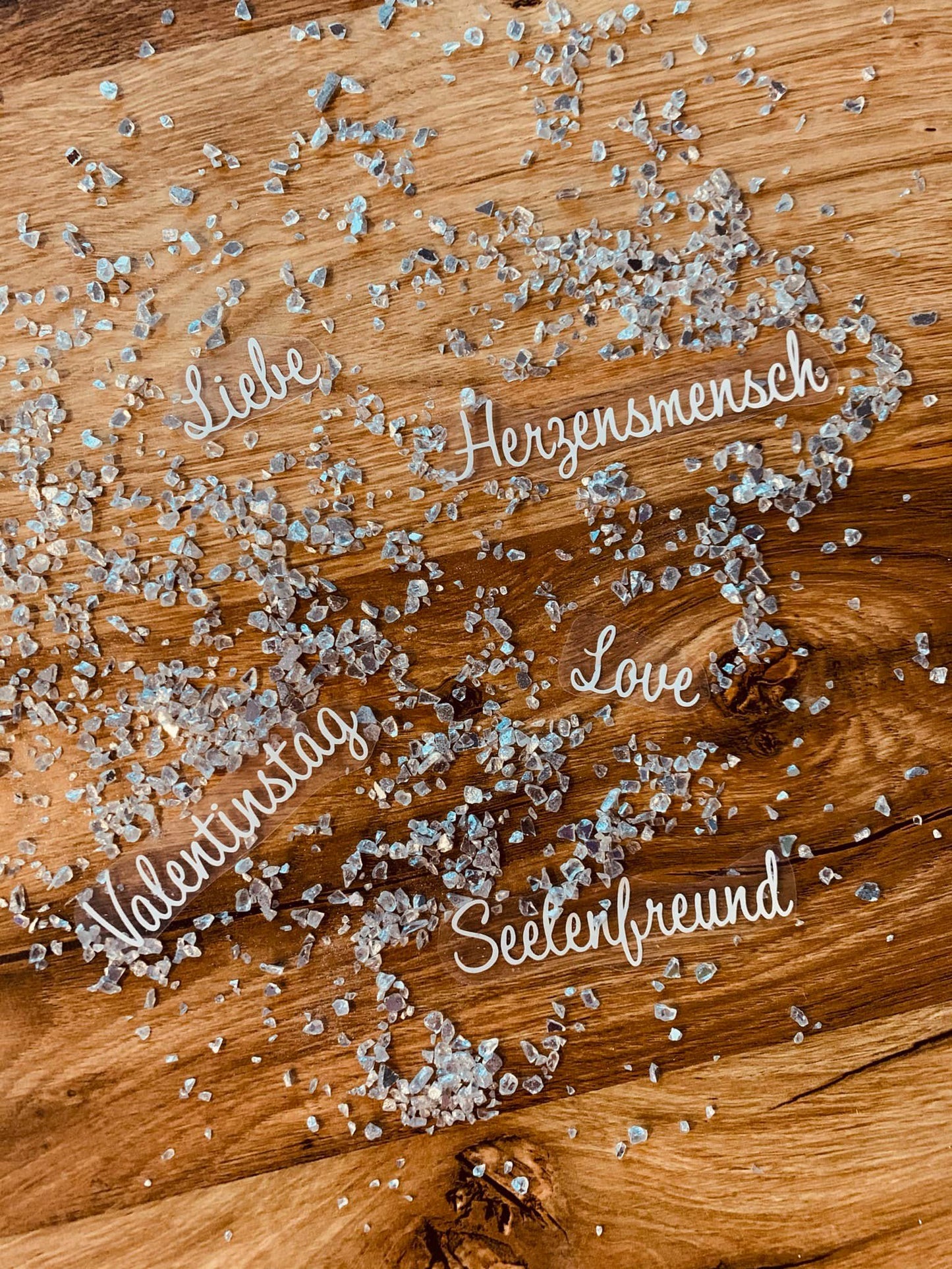 Liebesplott mit Motiven und Sprüchen