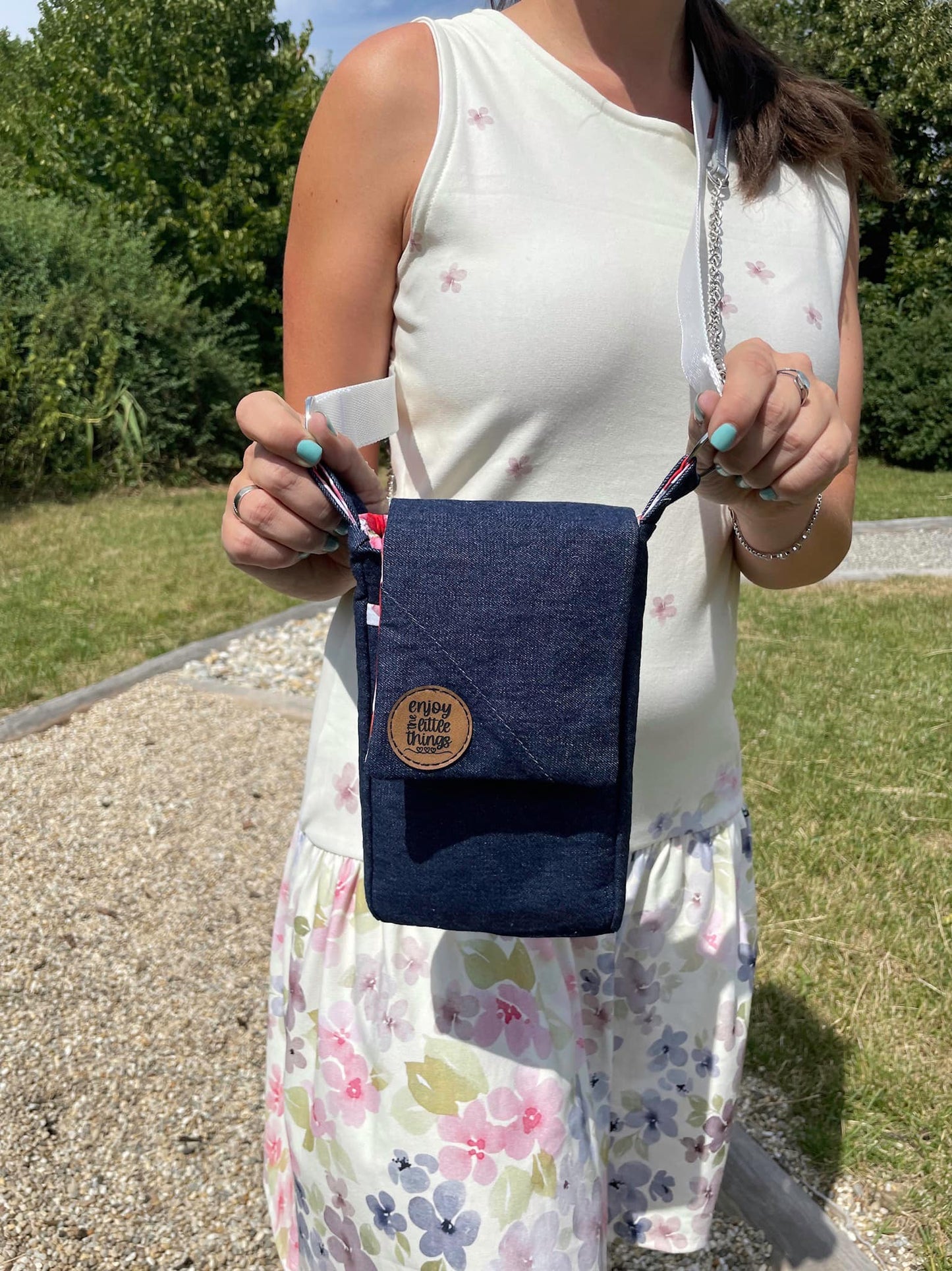 Handytasche Josy beamerfähig