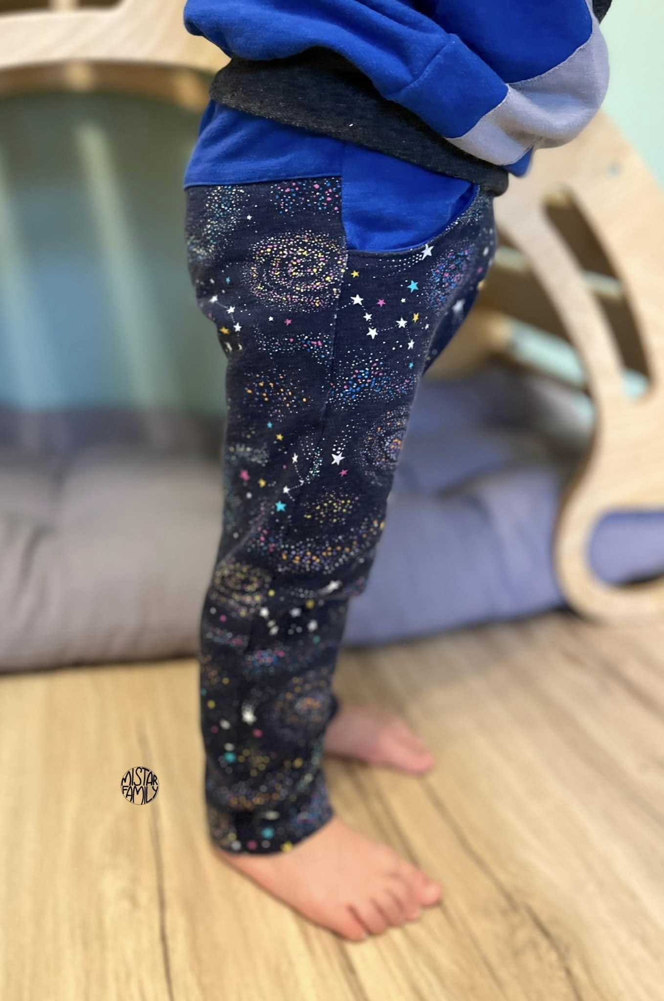 Kinderhose Robin mit Teilungen Mini Gr. 50-110 beamerfähig